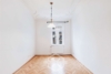 Charmanter Altbauklassiker – 3 Zimmer in bester Lage - Schlafzimmer 1